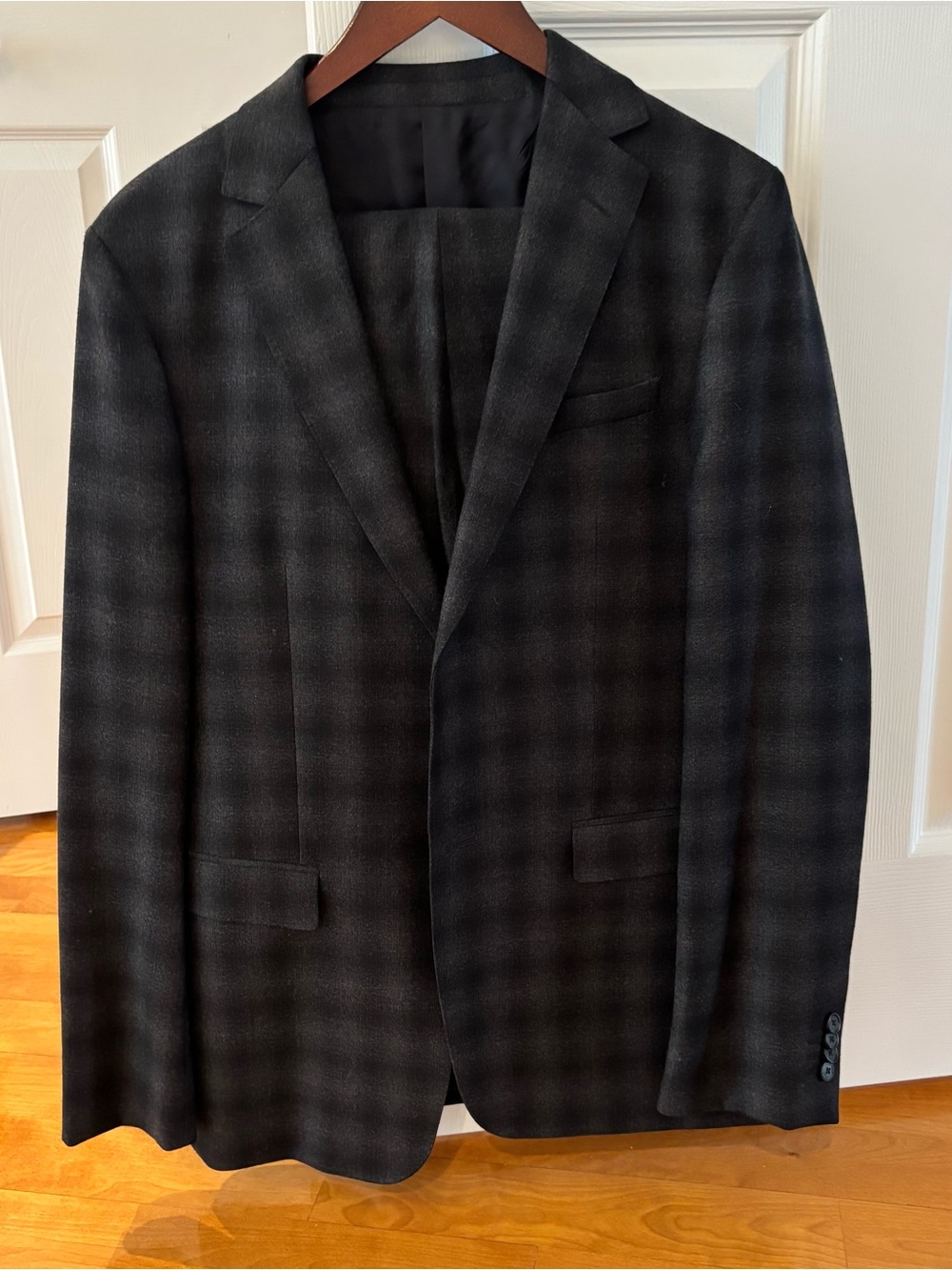 Z Zegna Charcoal Black Plaid Suit - 38